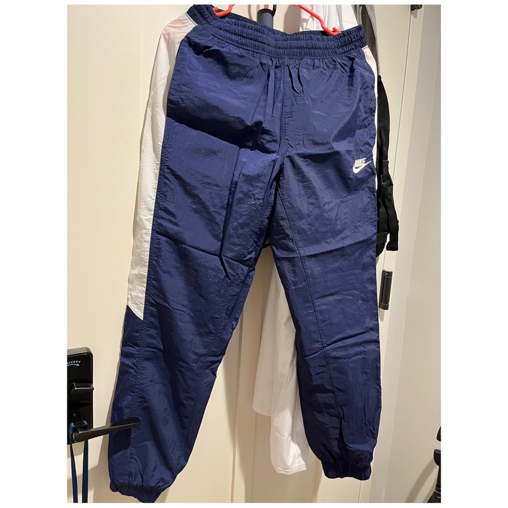 Nike windbreaker Jogger Pants